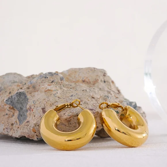 Chunky Minimalist Hoop Earrings - Picture 5 of 7